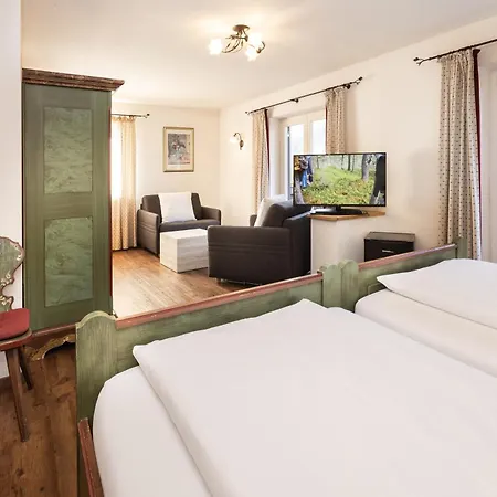 Hotel Garni Malerwinkl-2